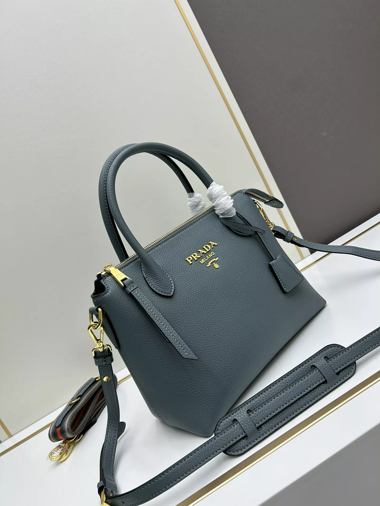 prada aaa qualite sac a main  pour femme s_1274a471